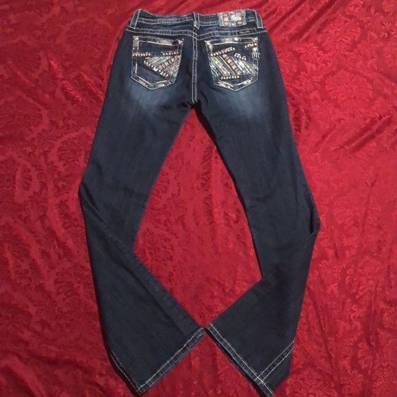 Miss Me Sz 29 bootcut with sequin embellished front and back pockets, gorgeous!! - Picture 9 of 17